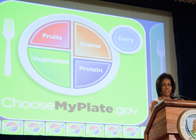 Michelle Obama promotes healthy eating for all Americans 