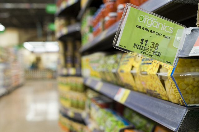 Wal-Mart organic food price tag