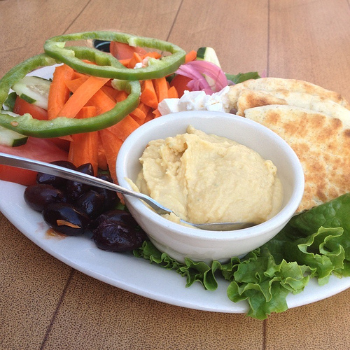 veggies and hummus